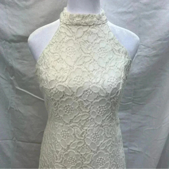 Abercrombie & Fitch Dresses & Skirts - Abercrombie and Fitch cream colored lace halter dress